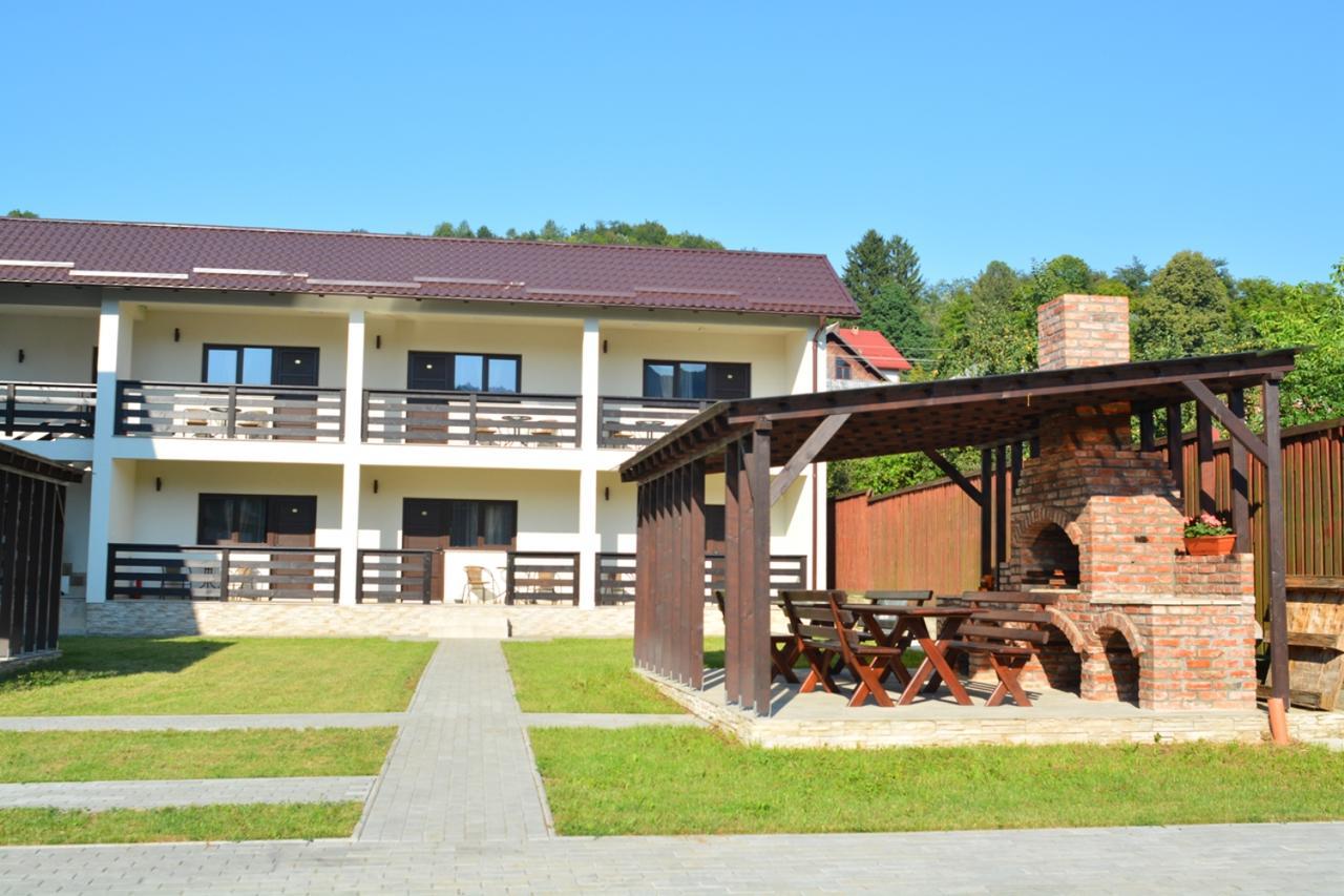 Casa Anastasia Viseu de Sus Exterior photo